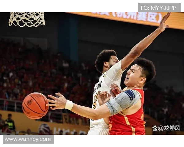 CBA激战山西对决北京鸭双方全力争夺季后赛席位